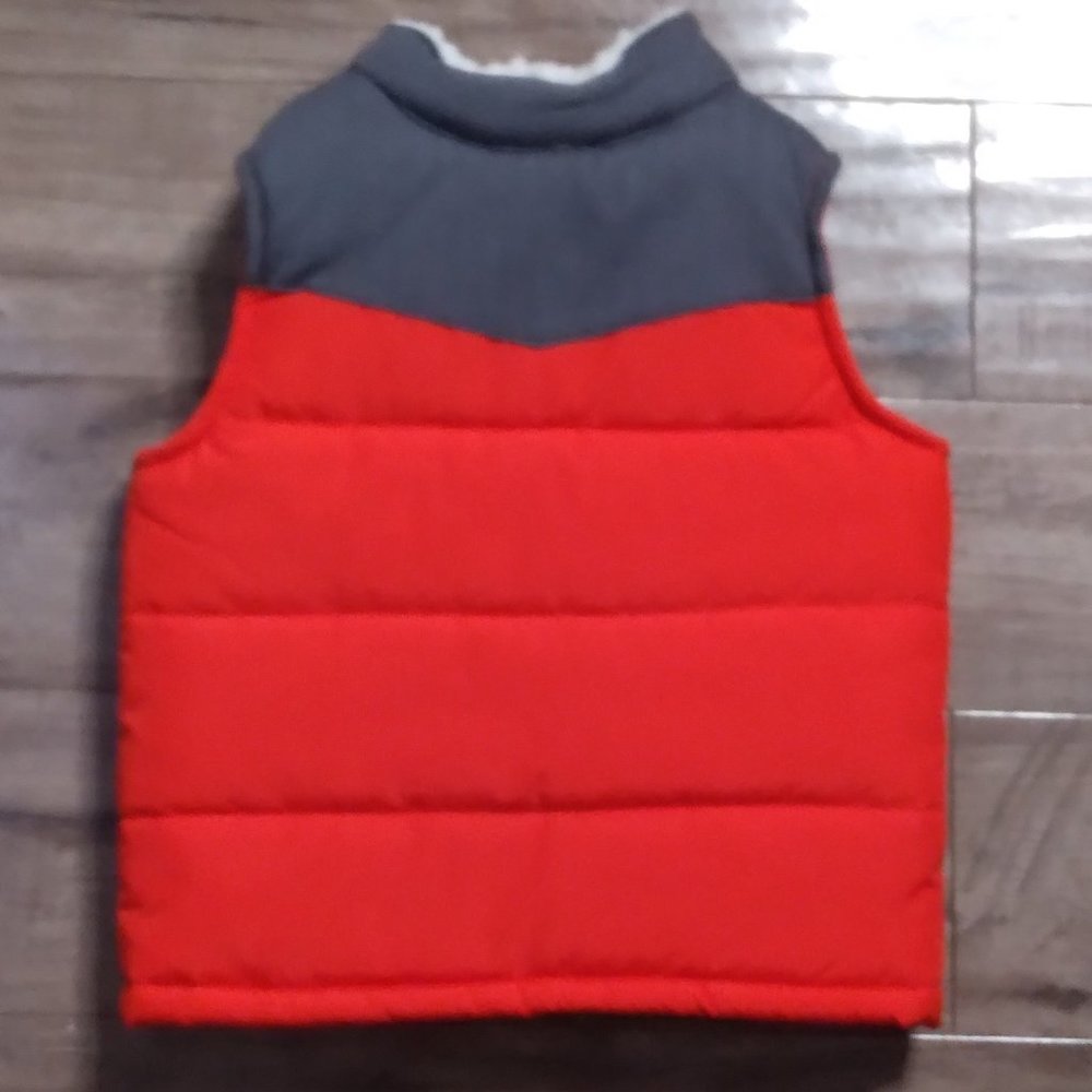 Carters Boy Puffer Vest Sherpa Collar 5 Red Button up Jacket - Picture 2 of 6